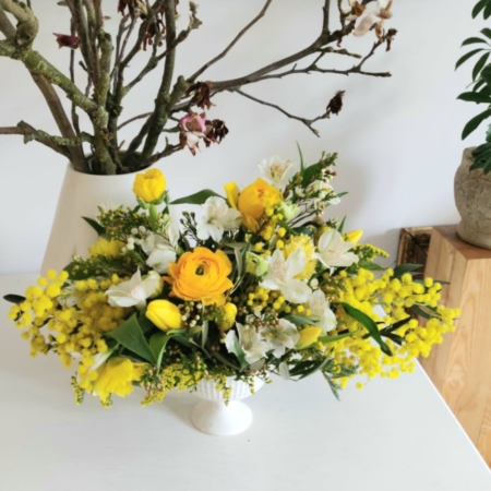 galbenul - Aranjament cu flori galbene